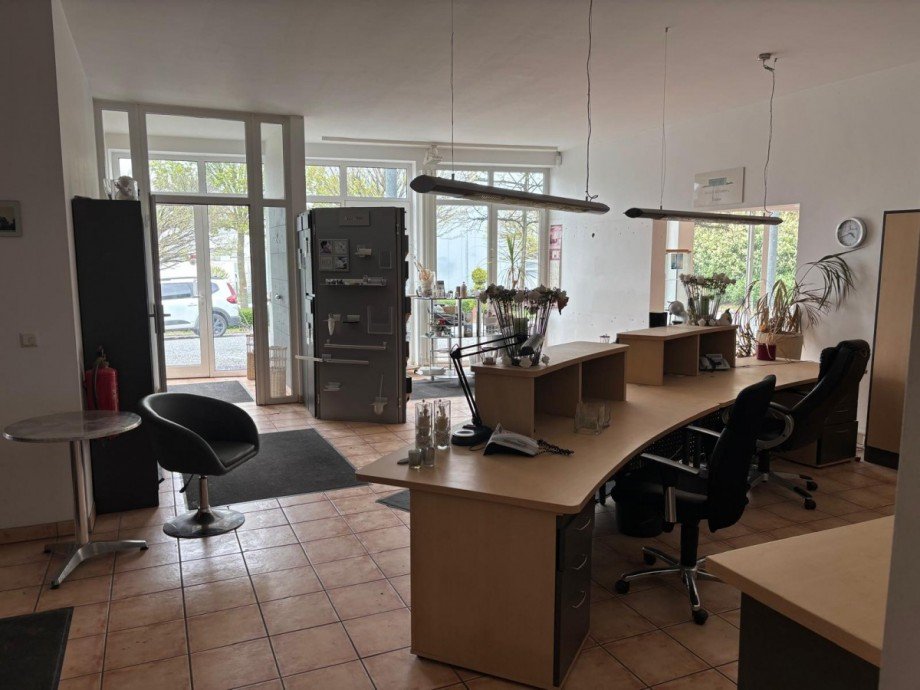 WhatsApp Image 2026-04-16 at 15.28.14 (24) Lager Unna