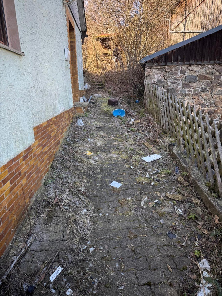 IMG-20250602-WA0002 Einfamilienhaus Nordhalben