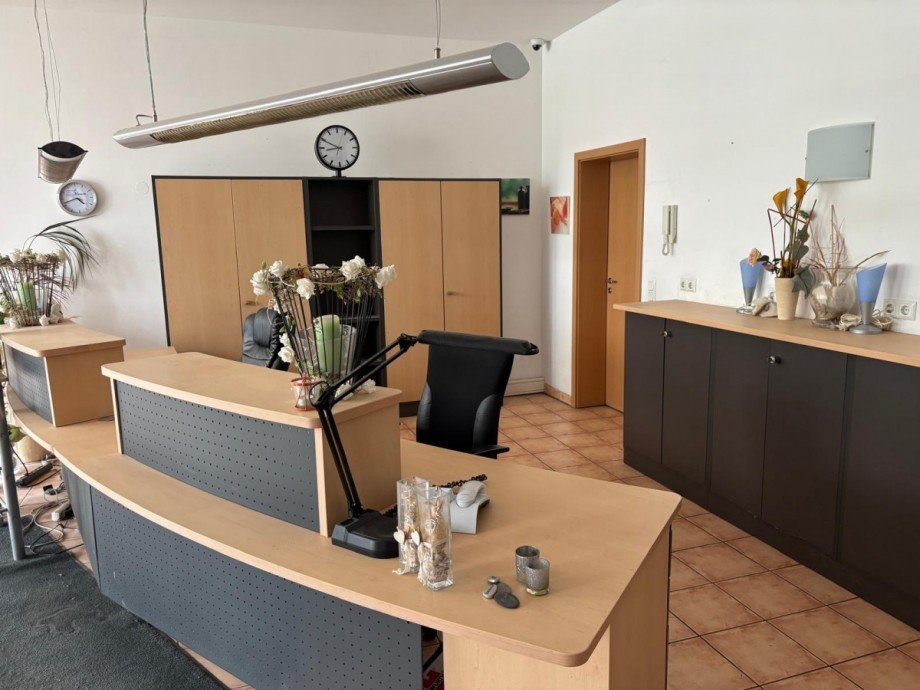 WhatsApp Image 2026-04-16 at 15.28.14 (29) Lager Unna