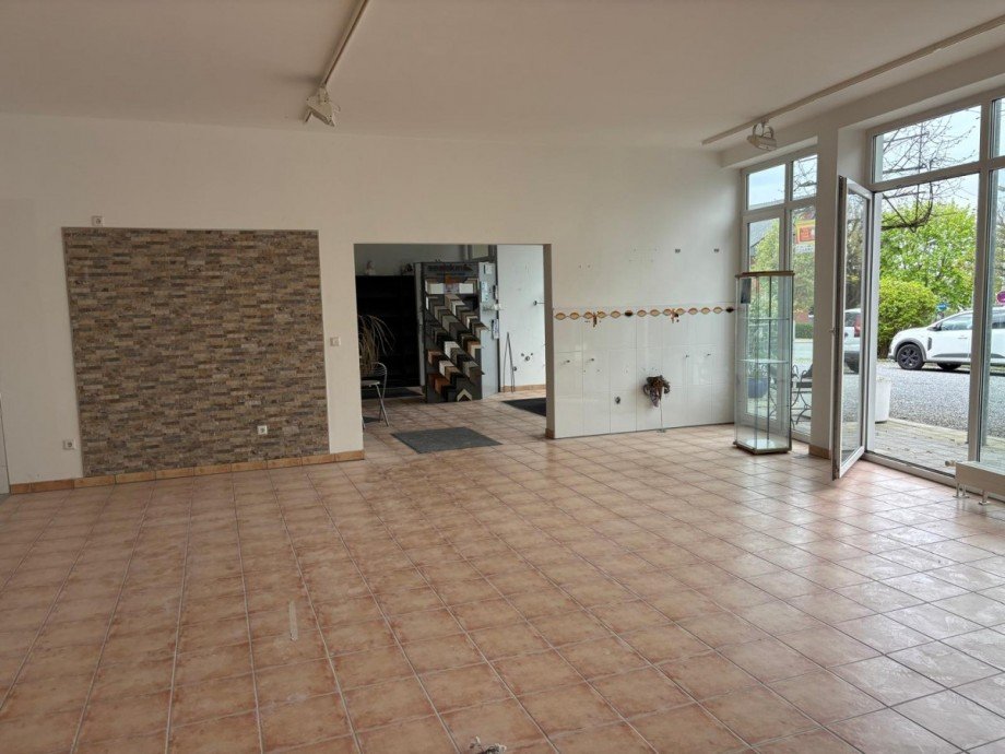 WhatsApp Image 2026-04-16 at 15.28.14 (33) Lager Unna